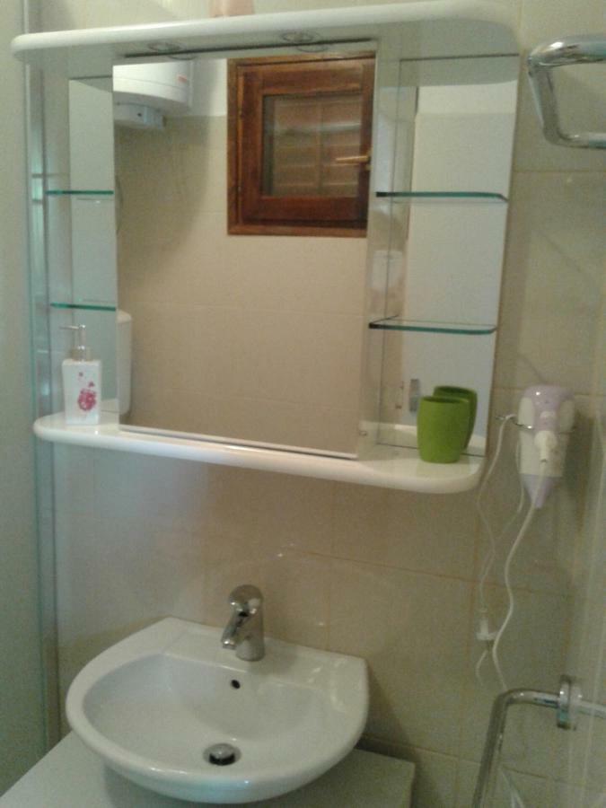 Apartment Milka Петрчане Экстерьер фото